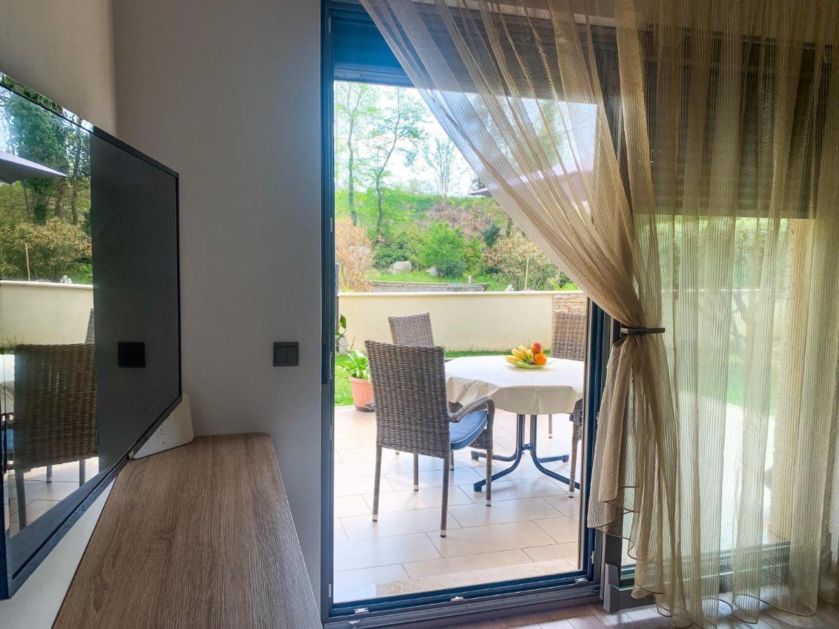 Green Garden Apartment Porec Ngoại thất bức ảnh